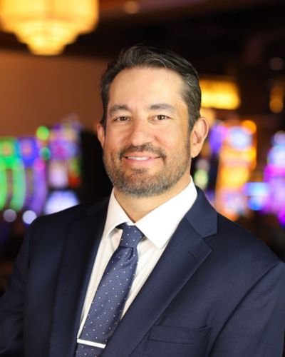 Headshot of Brian Decorah