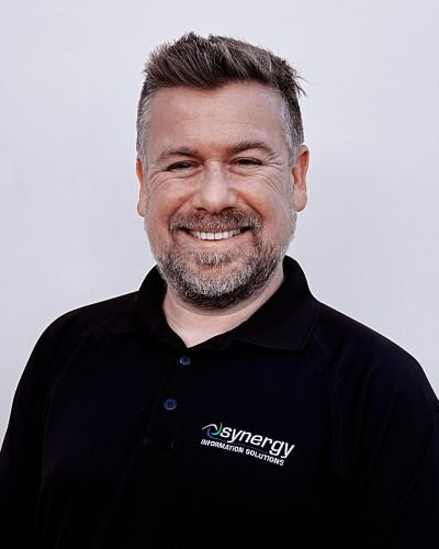 Headshot of Jonathan Eaton