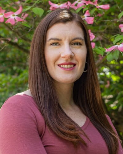 Headshot of Heather Mallo