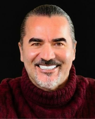 Headshot of Robby Jakovljevic