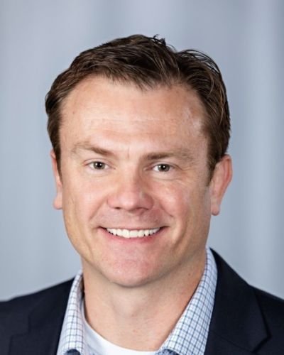 Headshot of Jonathan Mason