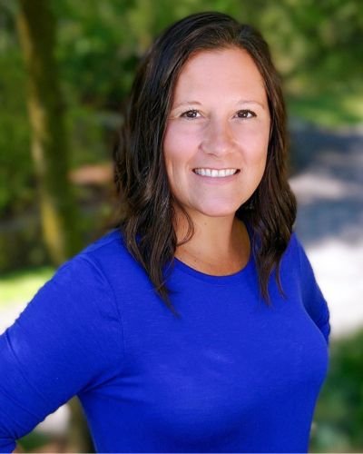 Headshot of Shannon Bouschor