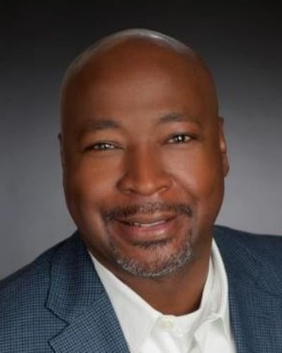 Headshot of Roderick Thomas